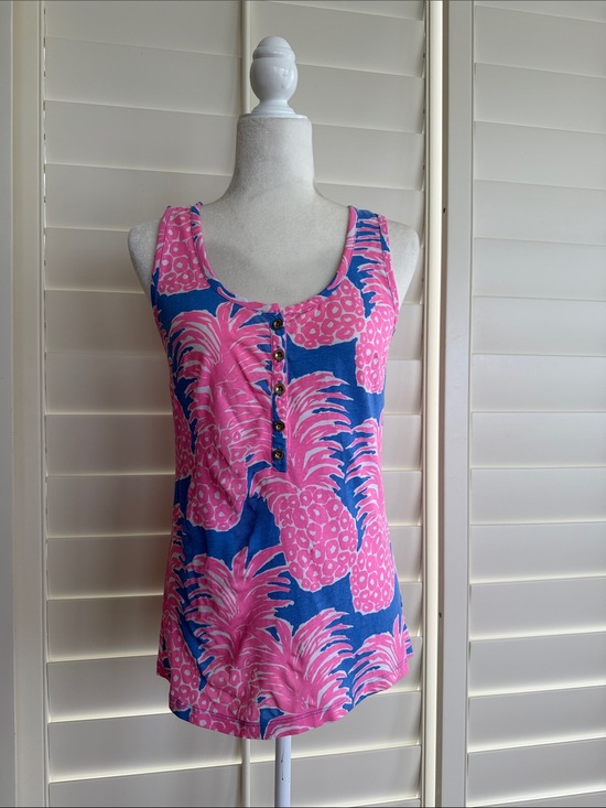 Lilly Pulitzer Tops - Lilly Pulitzer Pink & Blue Pineapple Print Tank Top S
